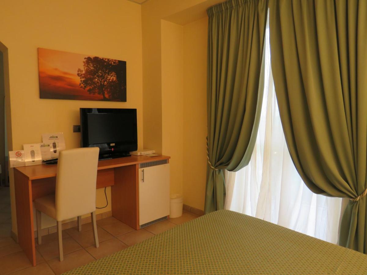 Bvh Hotel Бене-Ваджиенна Экстерьер фото